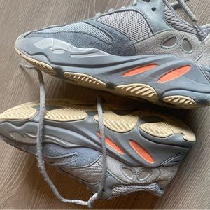 Yeezy 700s
